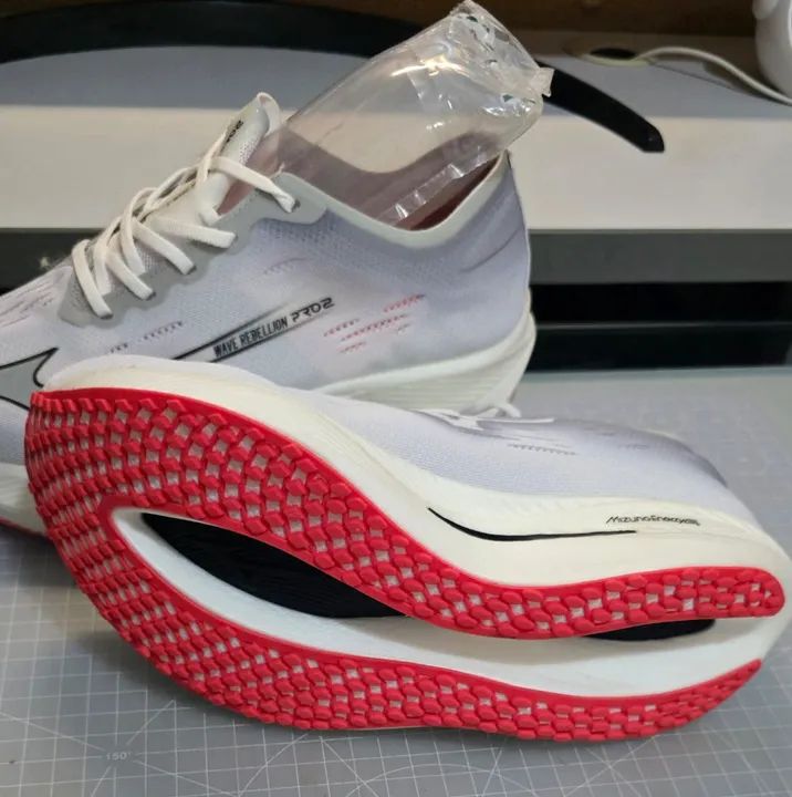 Tênis Mizuno Wave Rebellion Pro 2 - Foto 4