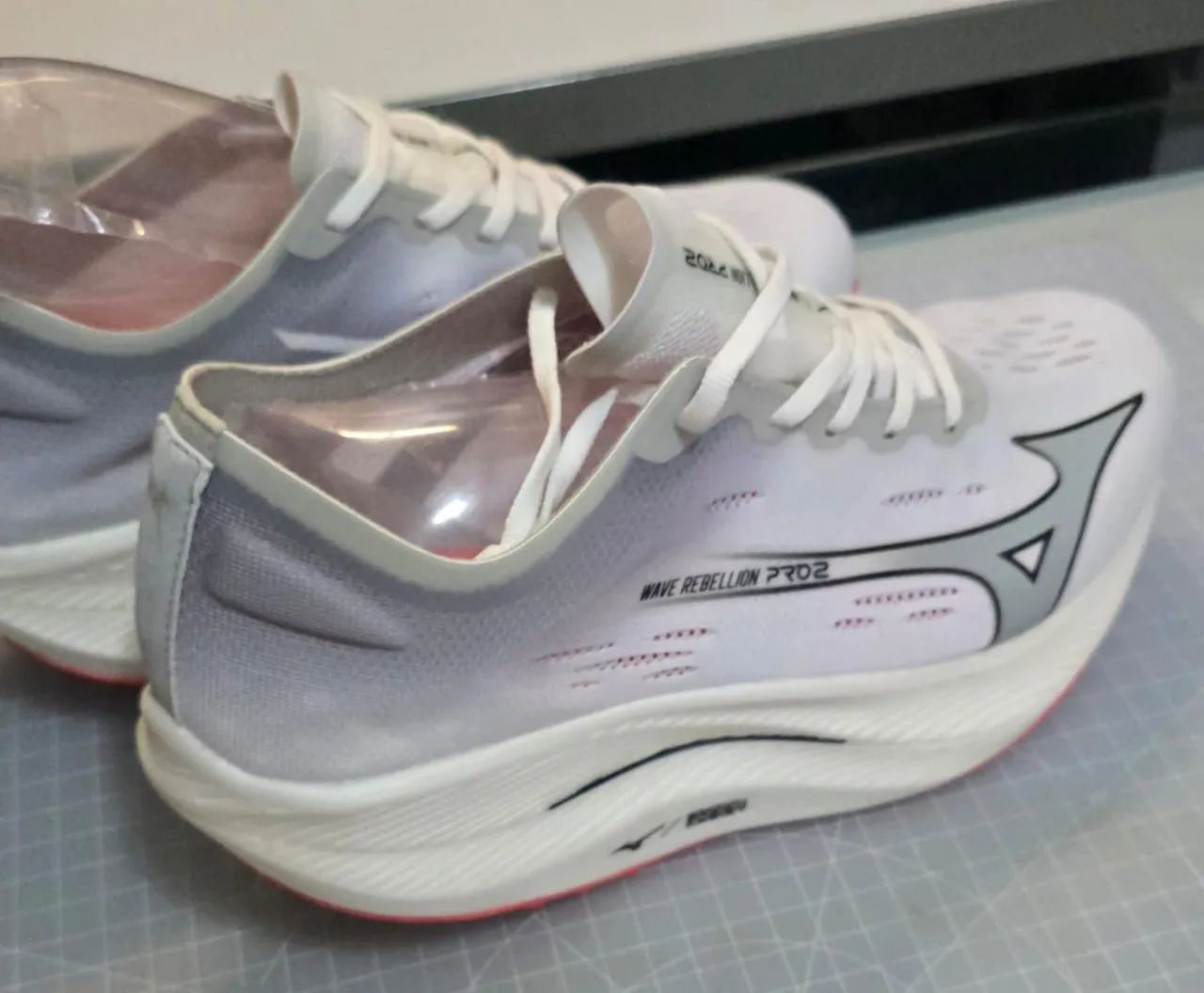 Tênis Mizuno Wave Rebellion Pro 2 - Foto 2