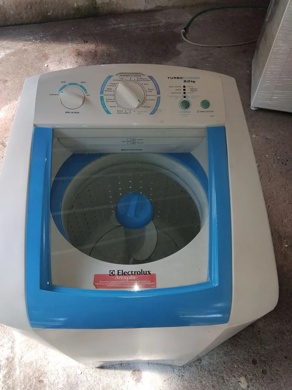 Máquina de Lavar Roupa Electrolux 9kg Turbo Economia