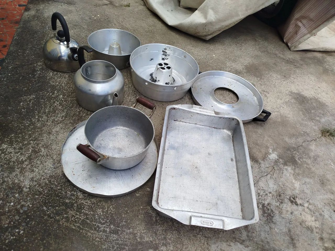 Panelas e formas - Foto 2