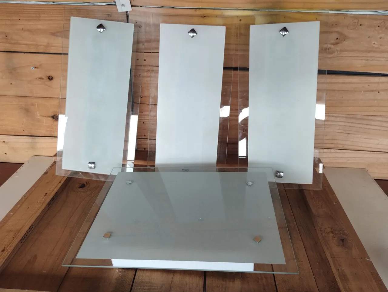 Luminárias para duas lâmpadas