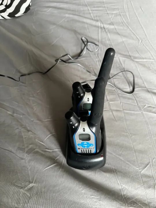 Rádio Motorola Talkabout FV500 12 km 2 vias 22 canais/121 códigos - Foto 2
