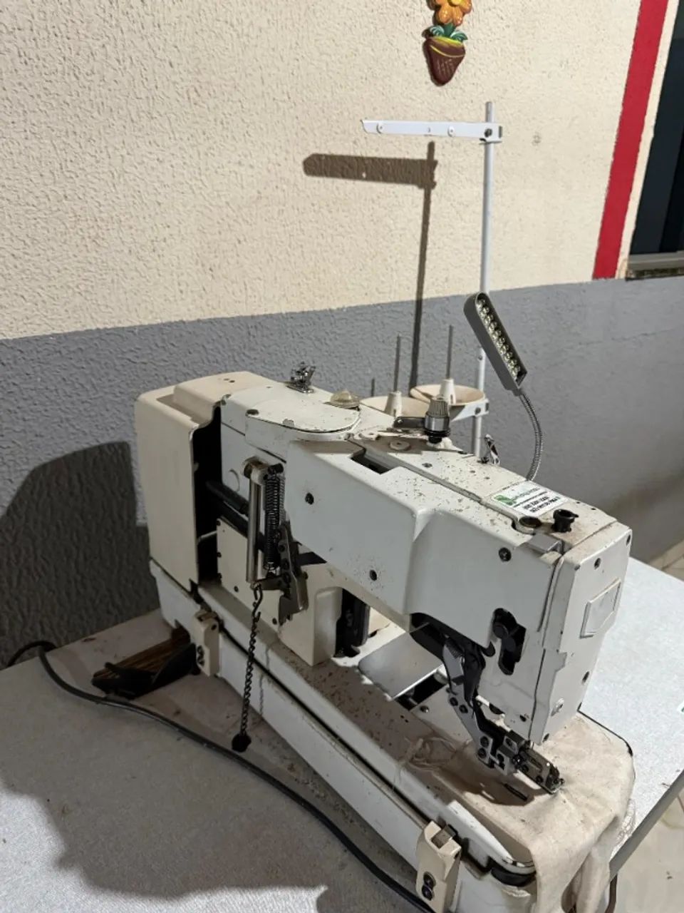 MÁQUINA DE COSTURA CASEADERA - Foto 2