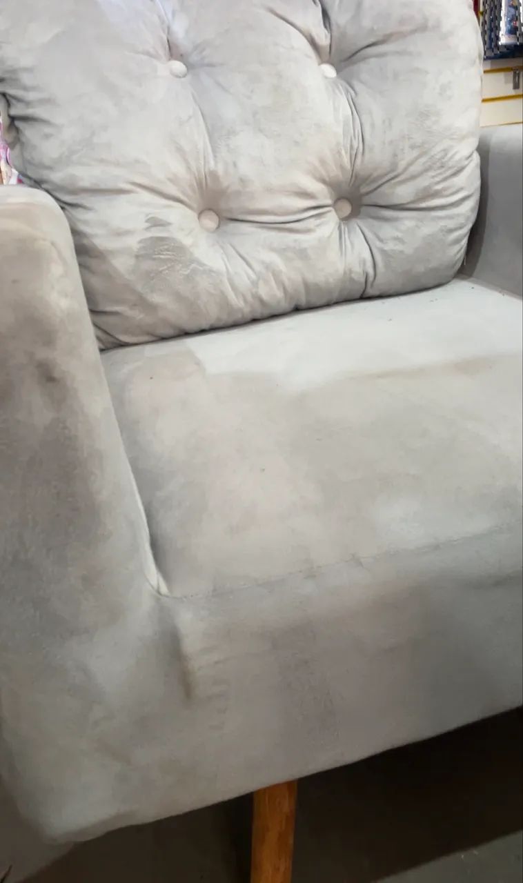 Poltrona Verona - Design Elegante, Quadrada e Super Confortável - Foto 4