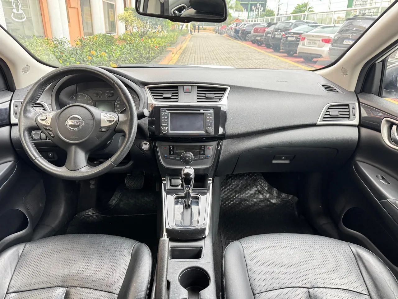 Sentra SV 2.0 automático 2017 - Foto 4