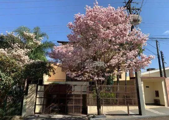 Sobrado com 4 dormitórios à venda, 360 m² por R$ 1.500.000,00 - Champagnat - Londrina/PR
