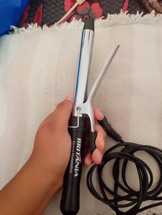 Modelador de Cacho Britânia