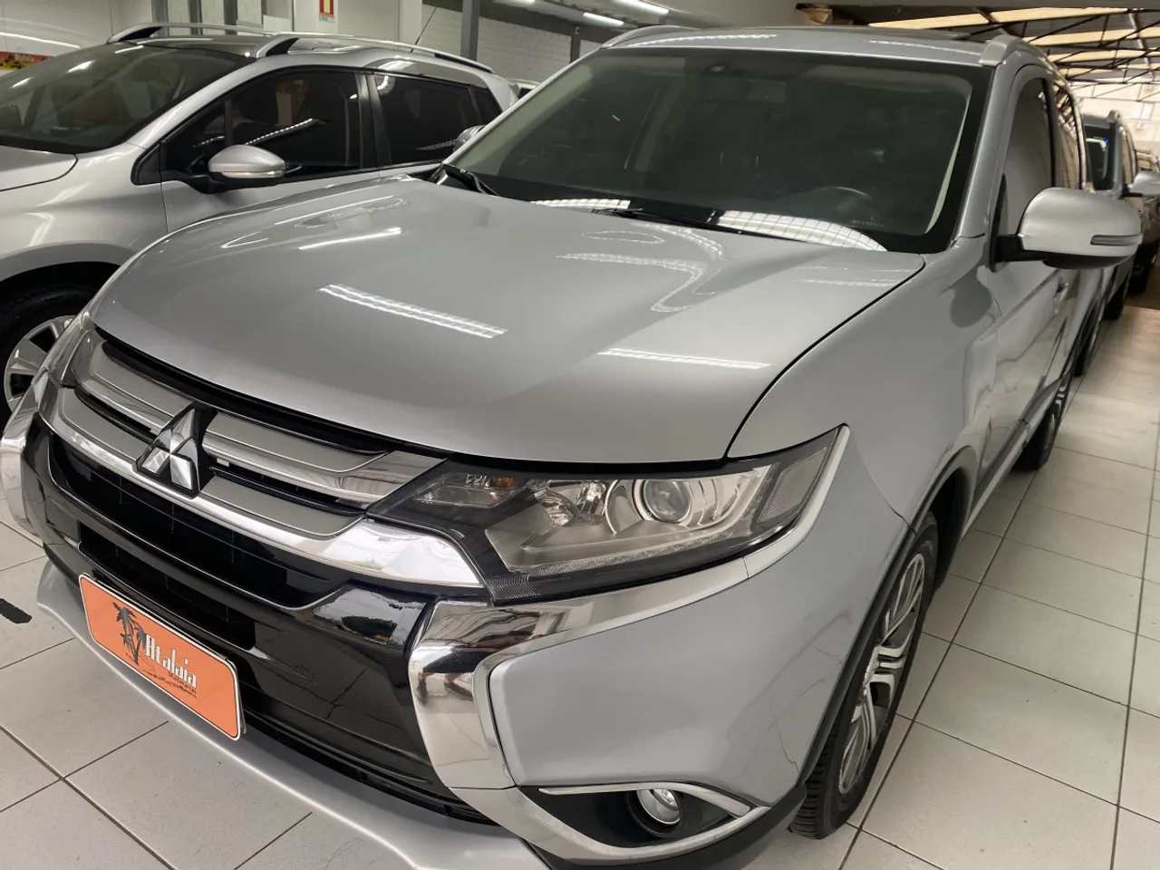 OUTLANDER 2.0 C/ Teto Aut 2017