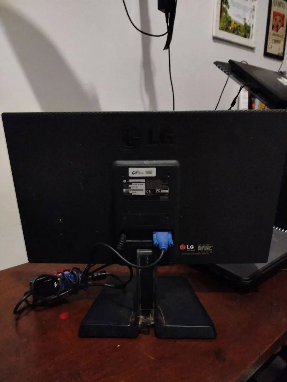 Monitor LG 20EN33 - Foto 4