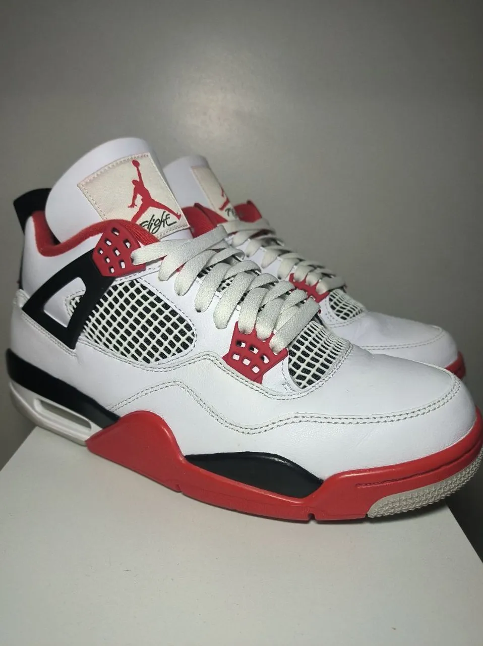 Air Jordan 4 Fire Red - Tam. Br42 / Us 10