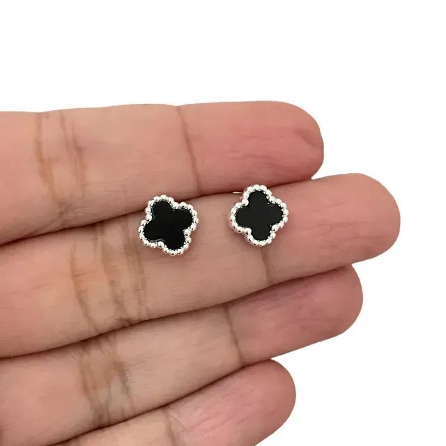 01 Brinco de Prata Trevo com pedra natural Ágata Preta, masculino, tamanho 0,8 cm - Foto 2