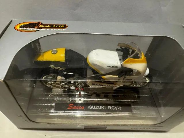 Miniatura Kawasaki Ninja ZX-7R - escala 1:18 - Hobbies e coleções