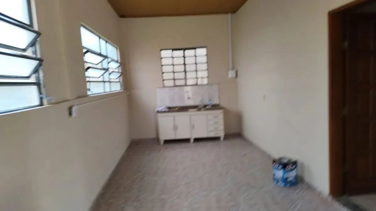 Casa com 3 quartos para alugar em Santa Bárbara - Foto 4