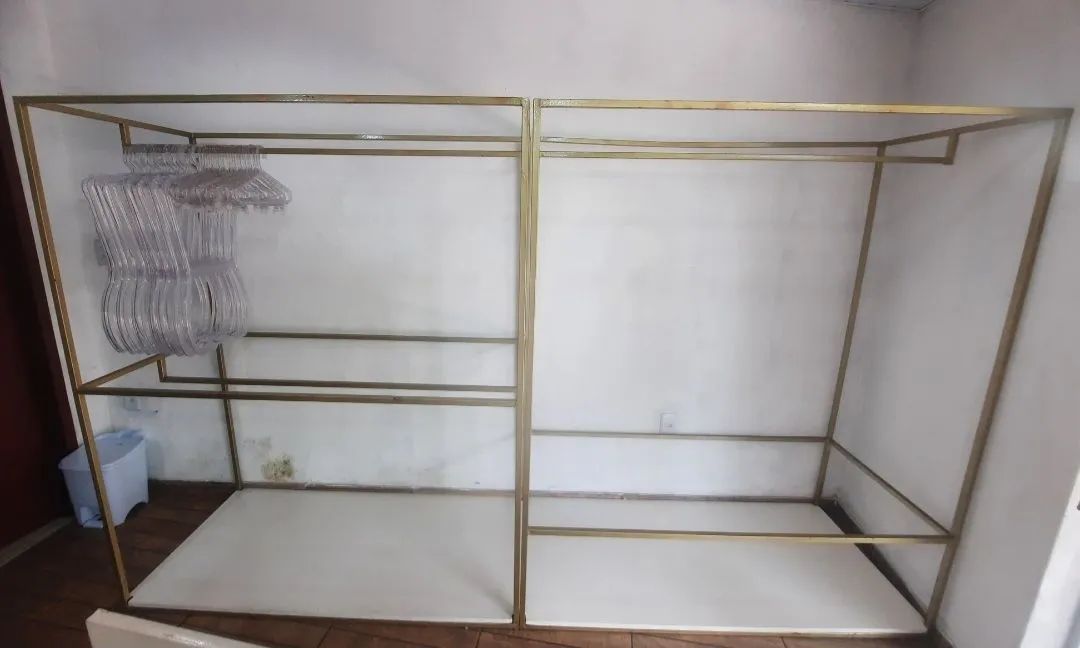 Itens para loja de roupas 