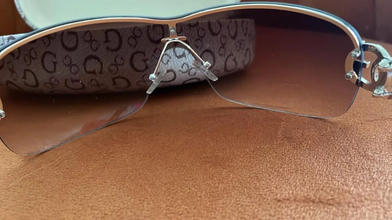 Óculos de sol Guess - Foto 3