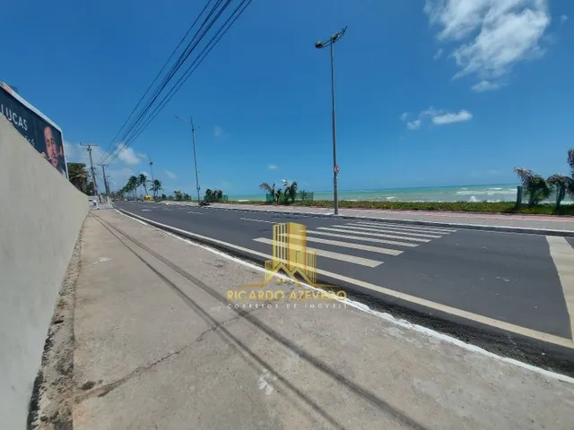 Alugo excelente terreno com 458m², beira-mar