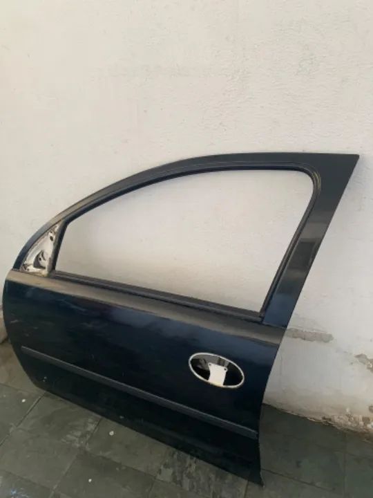 Venda de porta dianteira Corsa Sedan Maxx - Foto 2