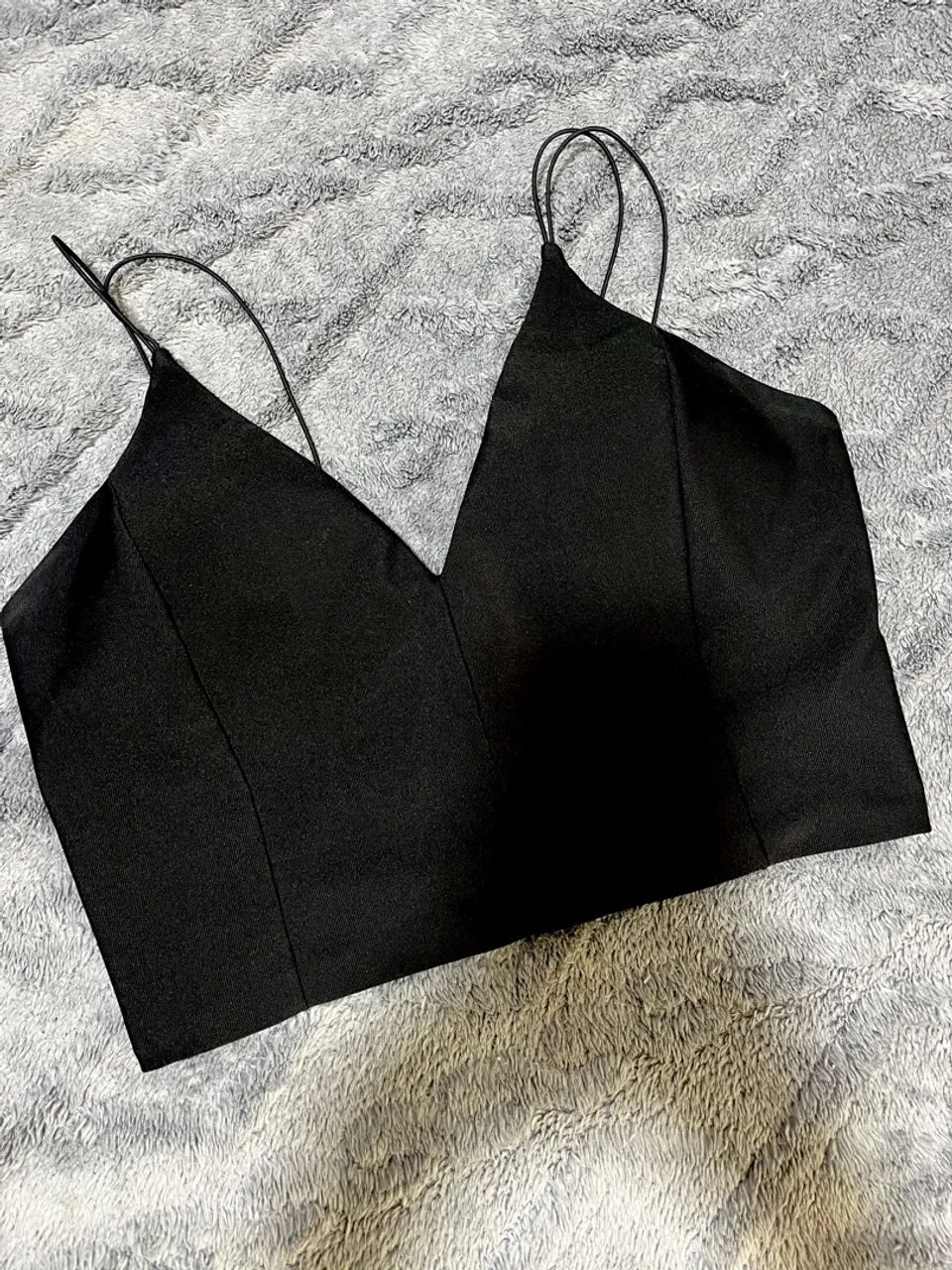 Top Cropped Preto