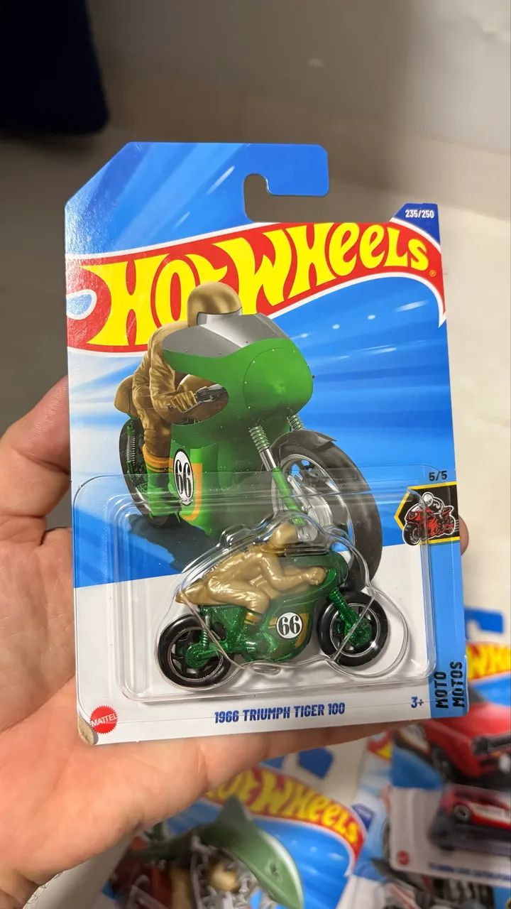 Hot wheels 