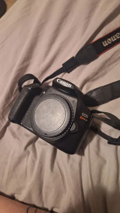 Câmera DSLR Canon T6