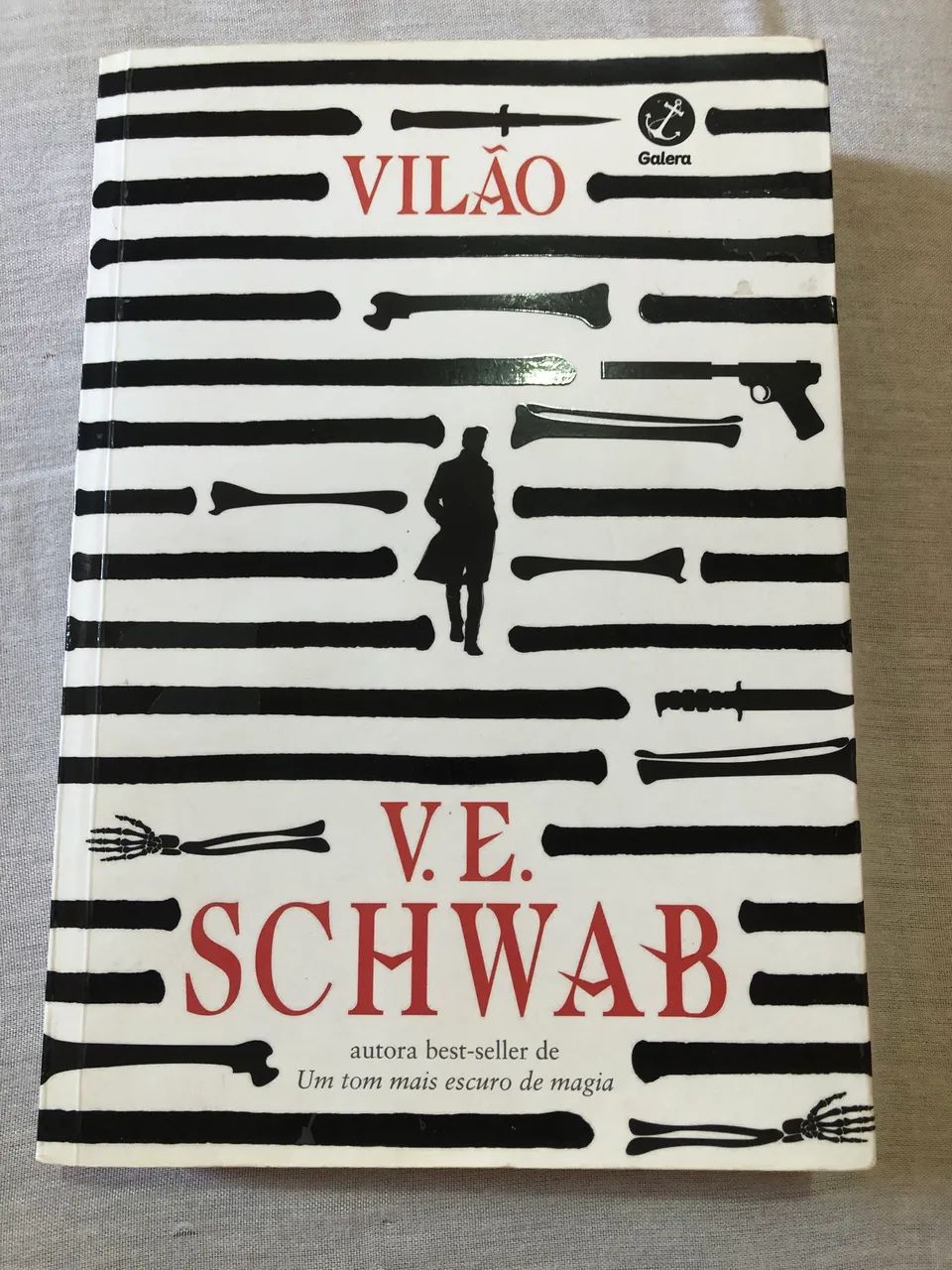 Livro- Vilão - V. E. Schwab