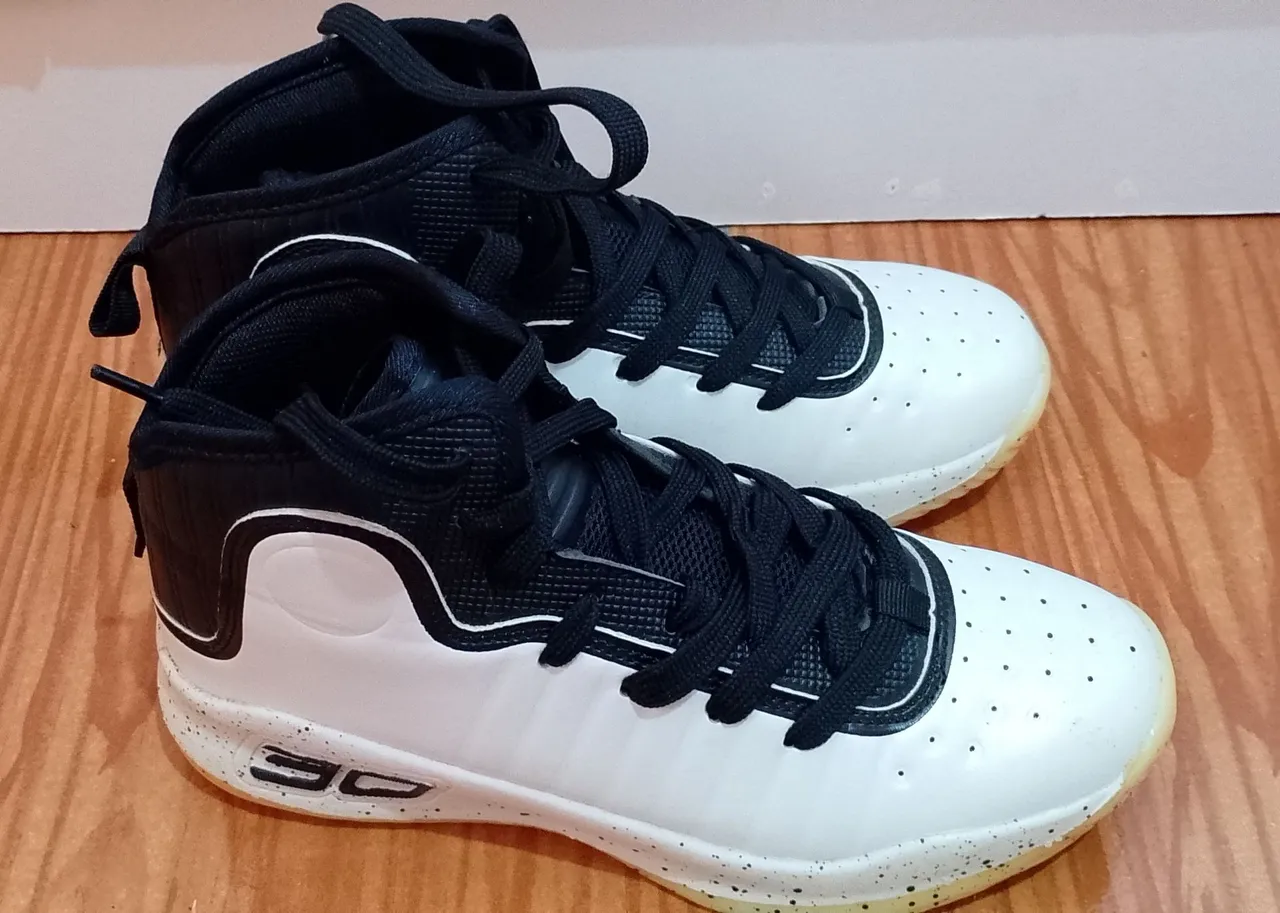 Tênis de Basquete Under Armour Curry SC