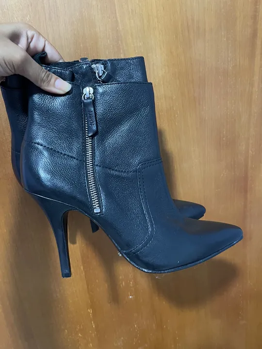 Bota de Salto Alto Preta