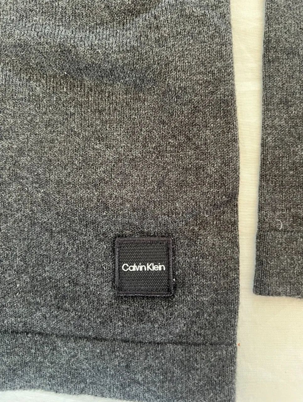 Suéter Calvin Klein Cinza - Foto 3