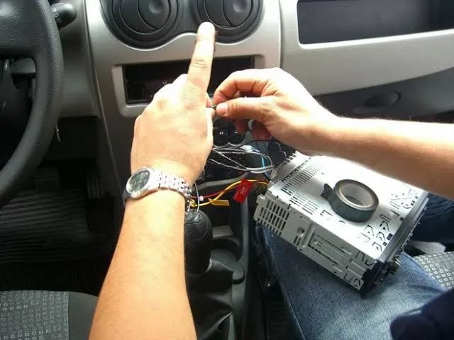 Instalação de Som Automotivo e Som Ambiente  - Foto 3