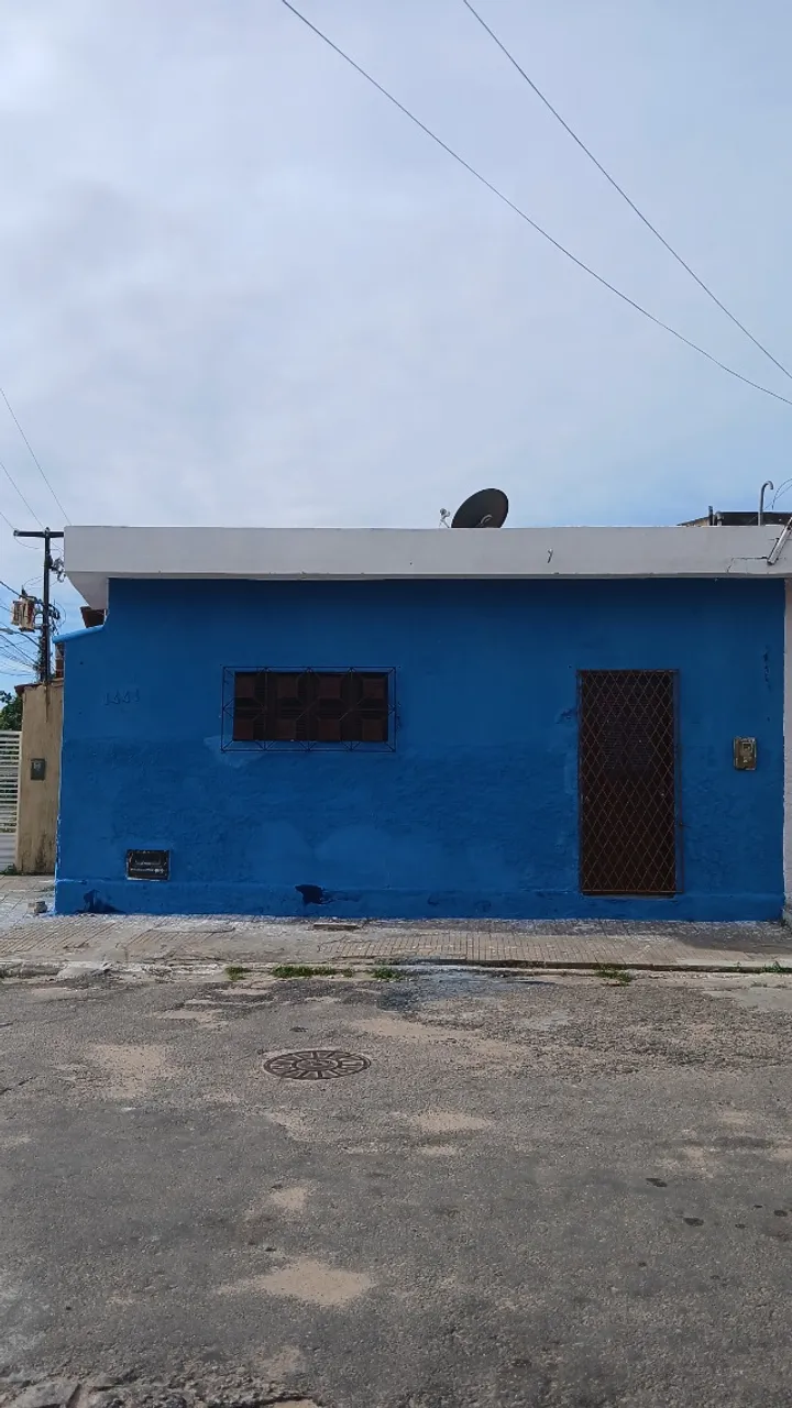 Alugo casa no alecrim