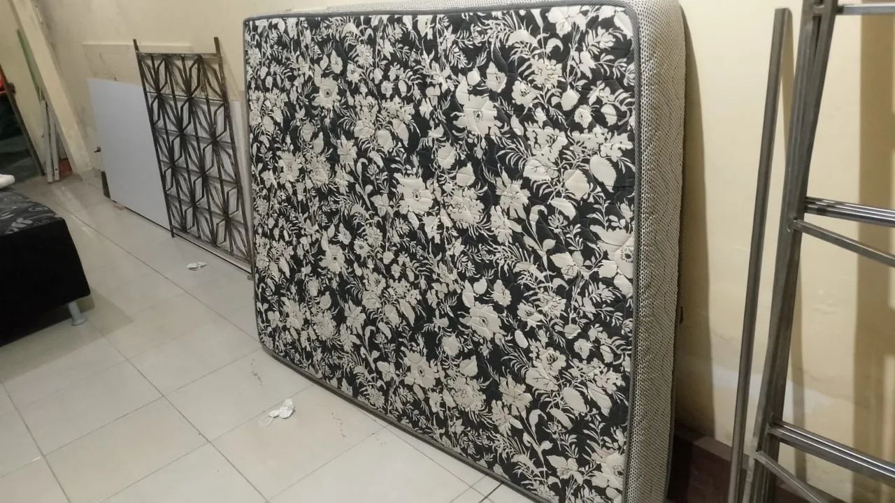 Colchão Casal Semi-novo 