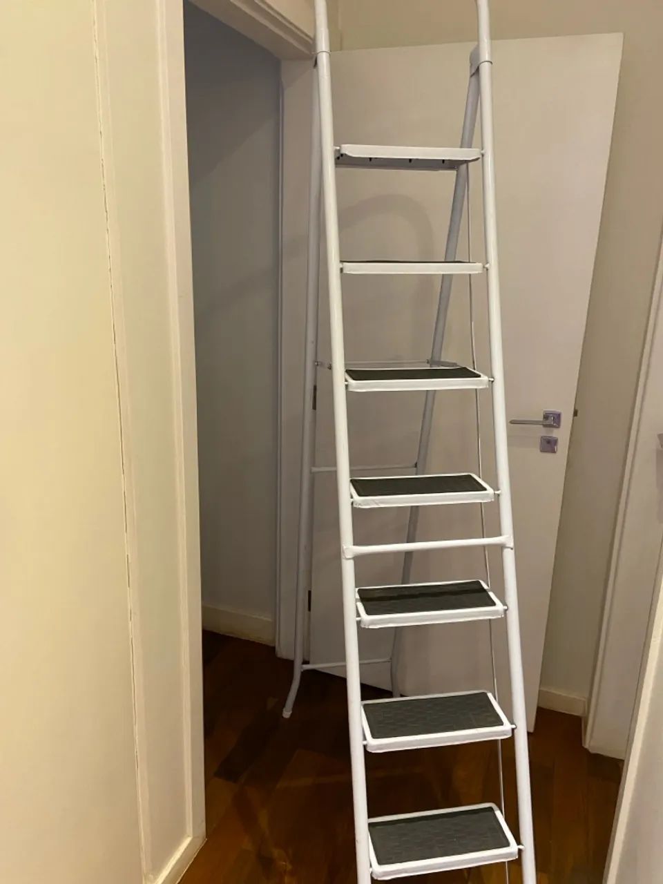 Escada reforçada  - Foto 2