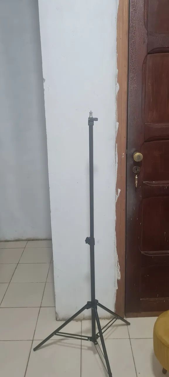 02 (duas) Ring Light's e 01 (um) tripé  - Foto 4