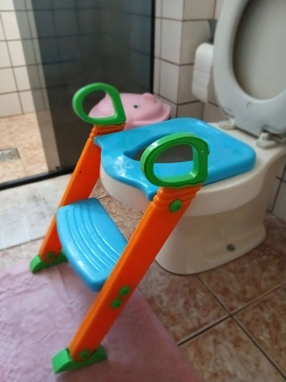 Assento Redutor Infantil com Degrau - Foto 2