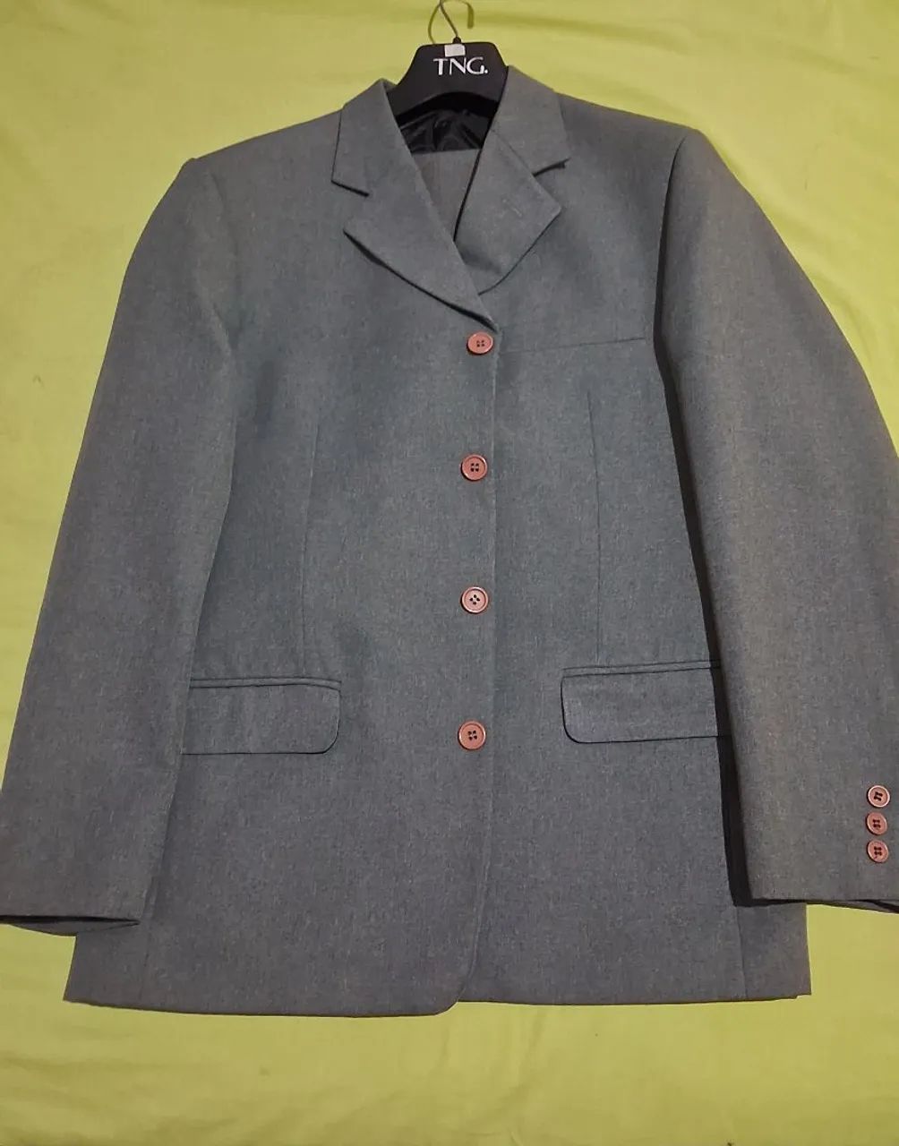 Terno Cinza Elegante - TNG