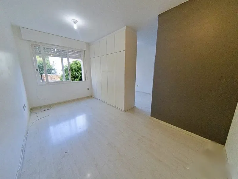 Imóvel para aluguel possui 33 metros quadrados com 1 quarto em Mont Serrat - Porto Alegre