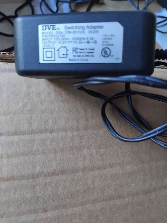 DVE Switching Adapter DSA-12-05 Power Adapter64302743508737120