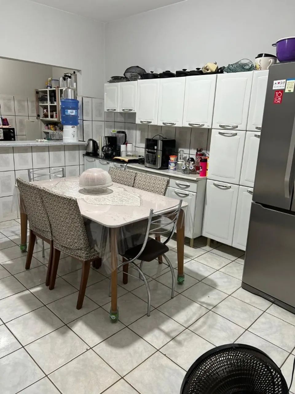 VENDE CASA COM 04 DORMITÓRIOS NO AURENY II - Foto 2
