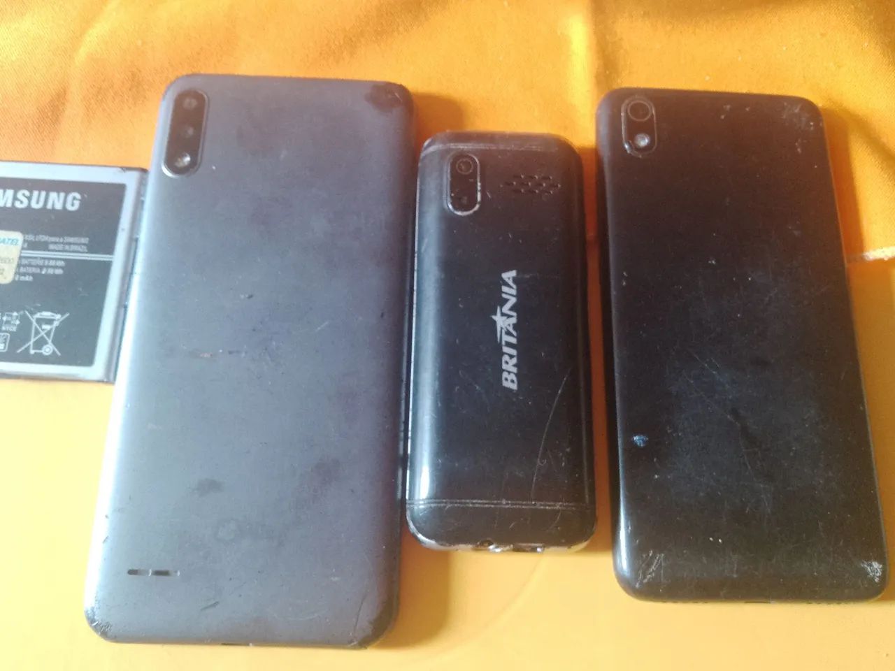3 Celulares para retirada de peças - Foto 2