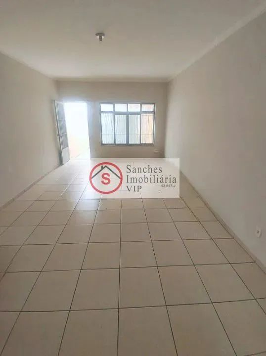 Sobrado para locação próximo ao Metrô Vila Prudente. 220 metros, 3 dormitórios, 2 salas, q