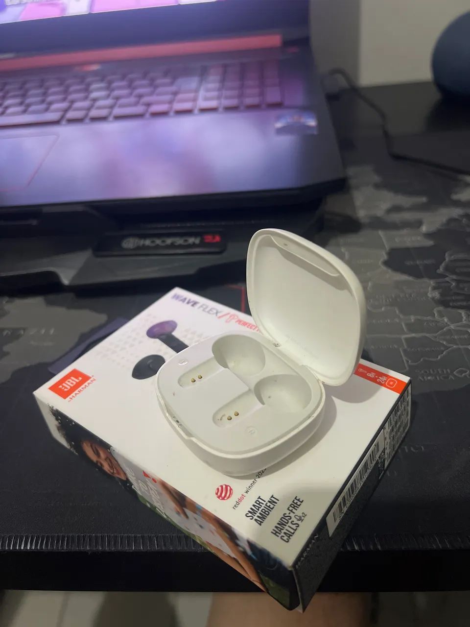 2 cases jbl wave flex uma preta e uma branca  - Foto 2