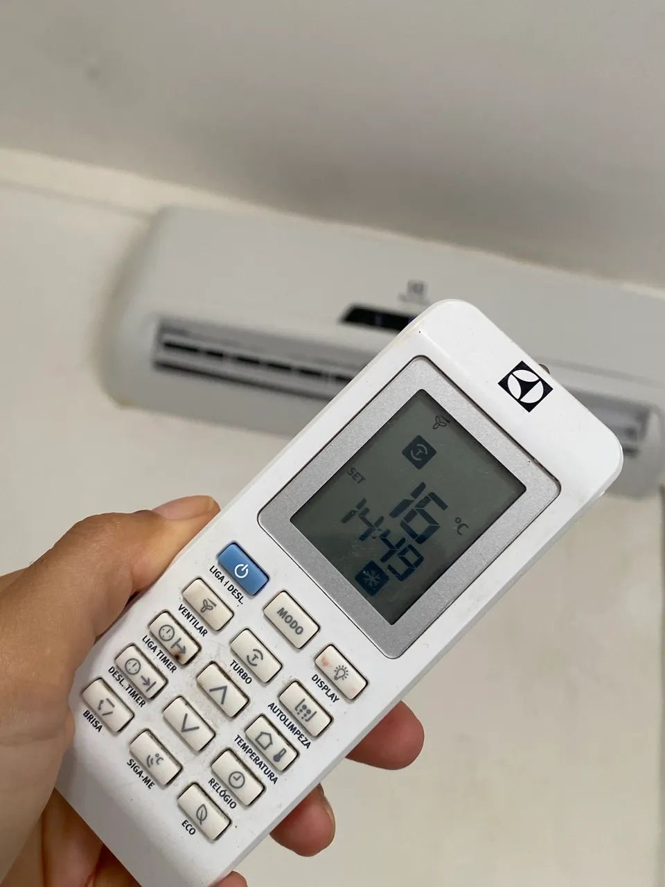 Ar condicionado Electrolux 9000 btus 220v - Foto 2