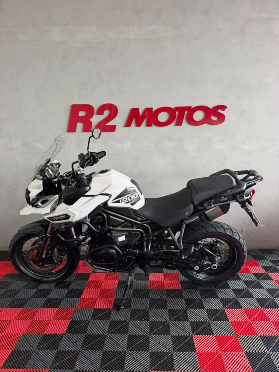 Triumph Tiger 1200 Explorer XCX 2016 - Foto 2