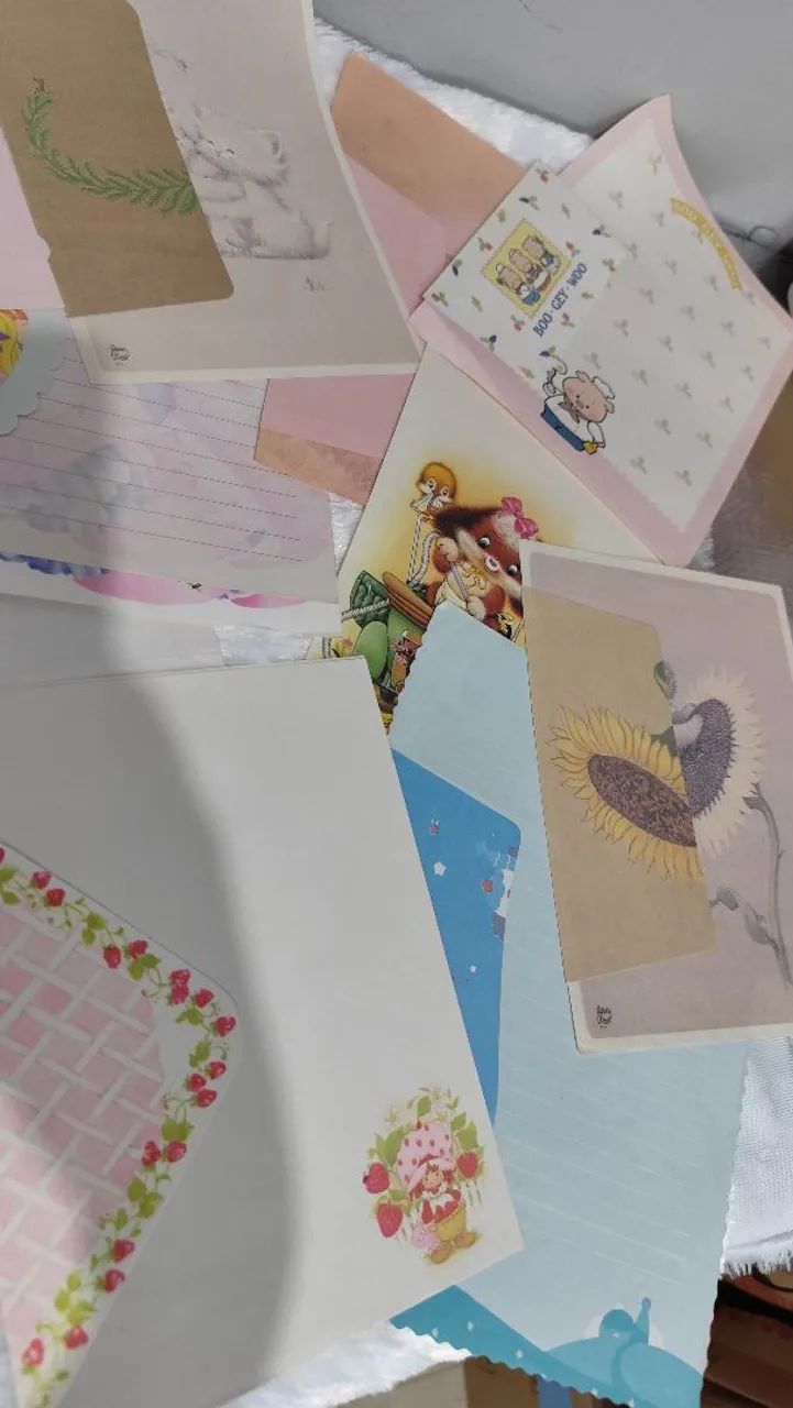 Lote de Papéis de Carta Antigos e Vintage - Alguns com Envelope - Foto 2