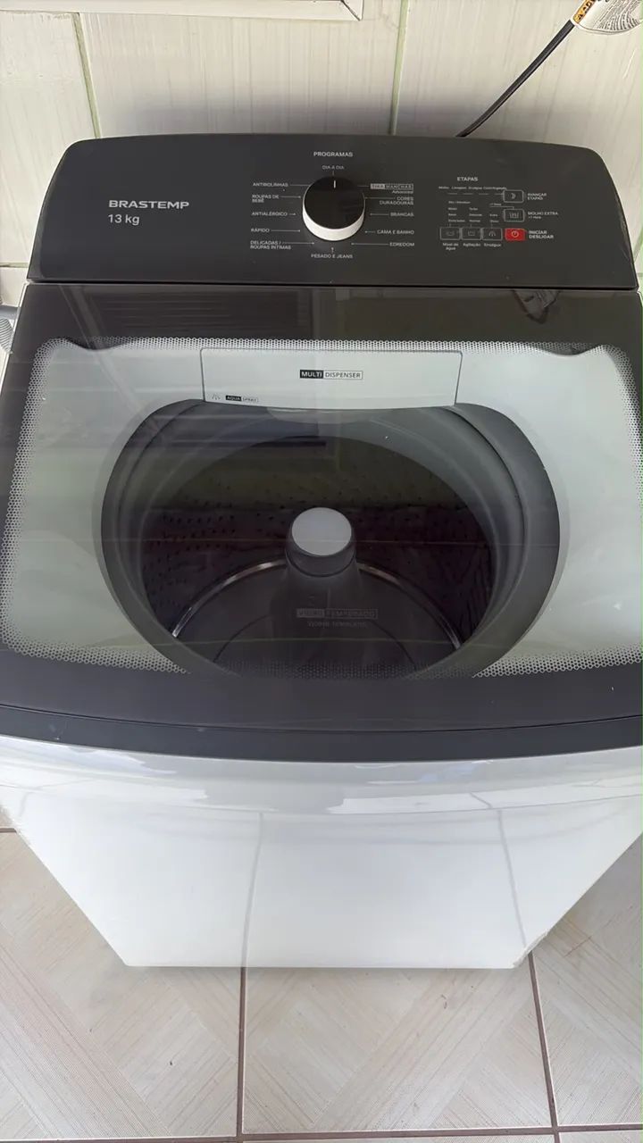 VENDE-SE MÁQUINA DE LAVAR
