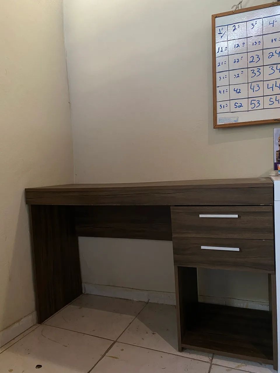 Escrivaninha com 2 gavetas - Foto 3