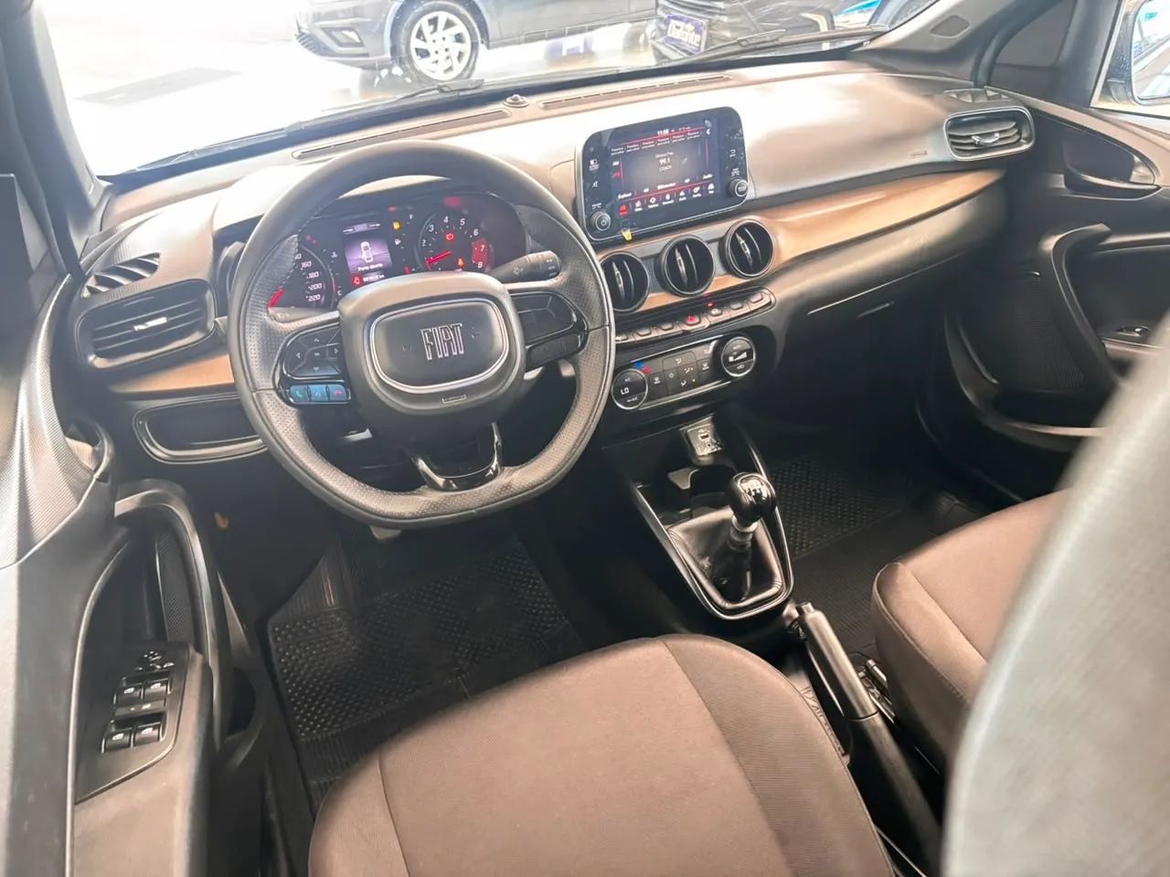 Fiat Cronos Drive 1.3 8V Flex 2023 - Foto 4