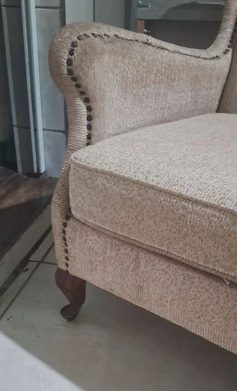 Sofa clássico,  pe cabriolete  - Foto 3