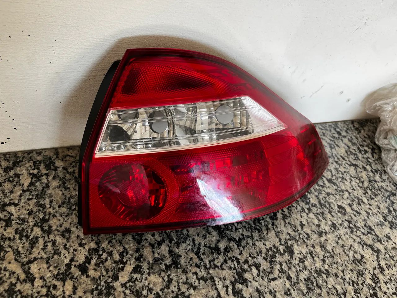LANTERNA PRISMA 2006 A 2012 - ORIGINAL NOVA