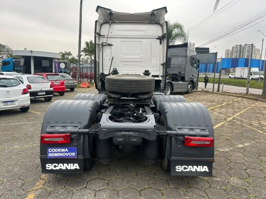 Scania R540 A6X4 - Foto 4